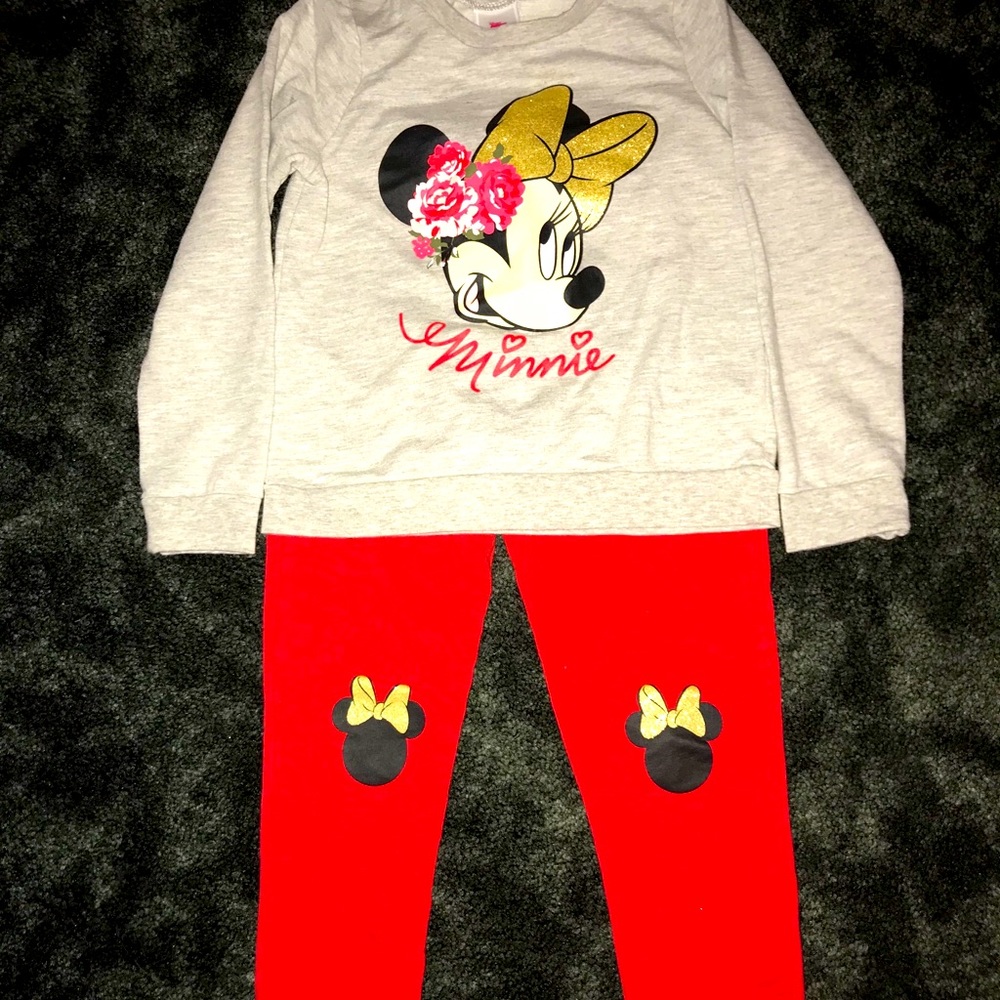 Minnie Mouse light sweeter and sweatpants set